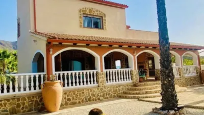 Chalet in El Fondó de les Neus - Hondón de las Nieves photo 3