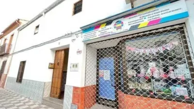 Chalet in Villanueva de La Reina photo 5