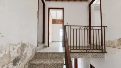 Chalet on Calle de la Virgen Milagrosa photo 17