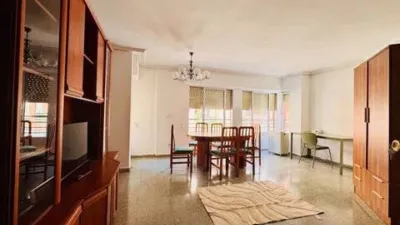 Apartment in Ensanche photo 5