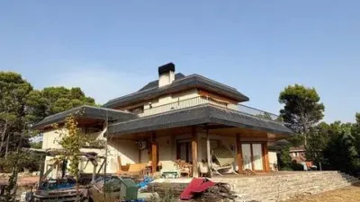 Chalet on Calle del Valle del Moro photo 5