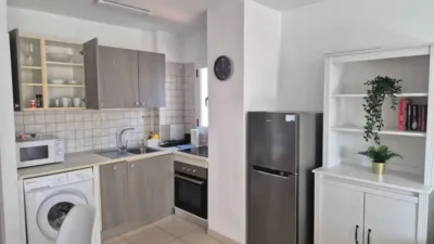Apartment on Avenida del Arquitecto Gómez Cuesta photo 3