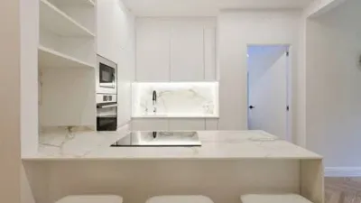 Flat for sale in Universidad-Malasaña photo 8