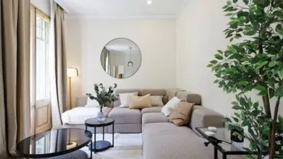 Flat for sale in Universidad-Malasaña photo 3
