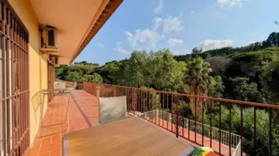 Chalet on Carrer de Breda photo 9