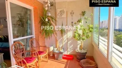 Piso en calle de Enric Valor photo 4