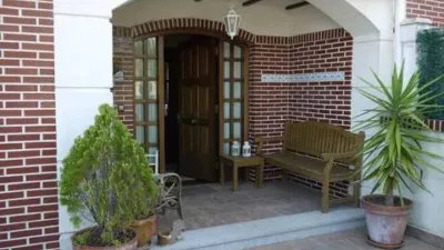 House in the Centre photo 32