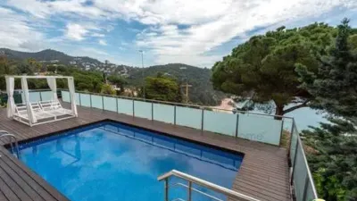Chalet on Carrer de Grècia photo 3