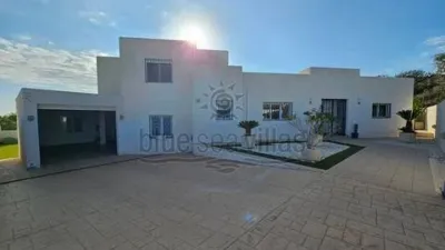 Chalet en calle Primavera photo 4
