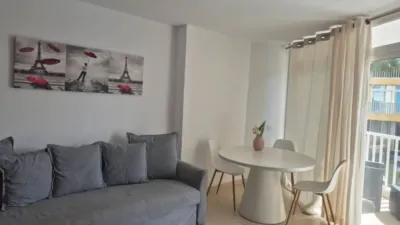 Apartment on Avenida del Arquitecto Gómez Cuesta photo 2