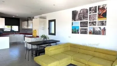 Chalet on Avinguda de Civilitzacions photo 9