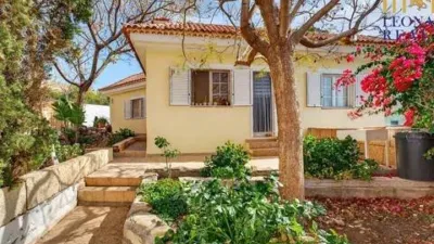 Chalet on Camino Vial Street, 30 photo 2