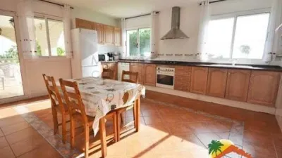 Chalet on Calle Baixada Costa de Llevant S-N photo 10