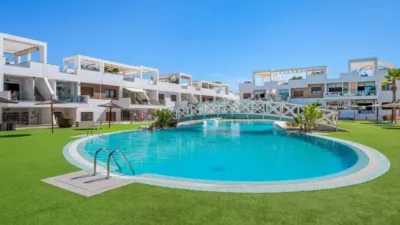 Piso – Torrevieja, Urbanización Los Balcones - Vista 5