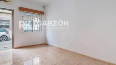 Chalet on Calle del Conde Villamonte photo 4