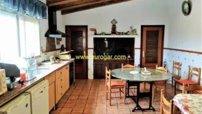 Chalet in Chiva photo 13