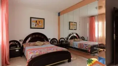 Chalet on Carrer de Finlàndia photo 9