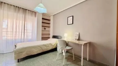 Apartment in Ensanche photo 15