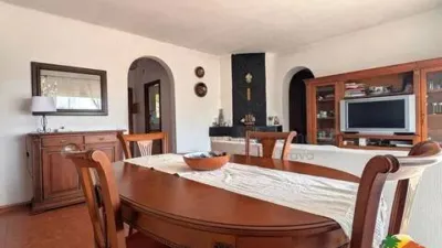 Chalet on Carrer del Tarragonès photo 7