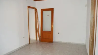 Apartment in Valls photo 2
