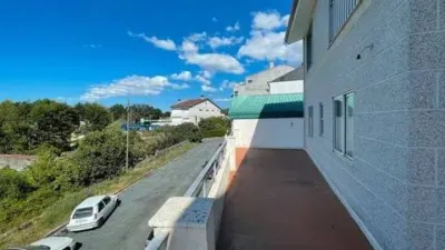Apartment in A Aldeiña photo 8