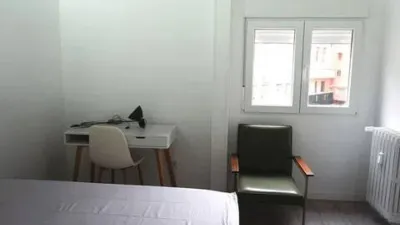 Habitación en alquiler en Paseo de San Roque, Centro (Ávila Capital) de 290 €<span>/mes</span>