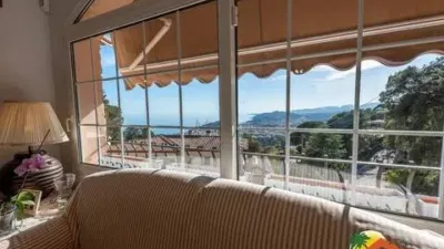 Chalet on Carrer del Riu Muga photo 10