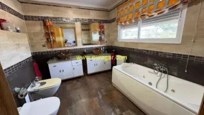 Chalet in Chiva photo 3