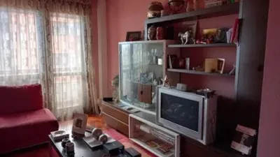 Apartment in Lasesarre photo 2