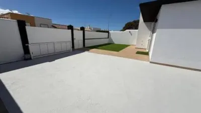 Chalet on Pedro Lezcana Street, 27 photo 10