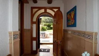 Chalet in Torrelles de Llobregat photo 11