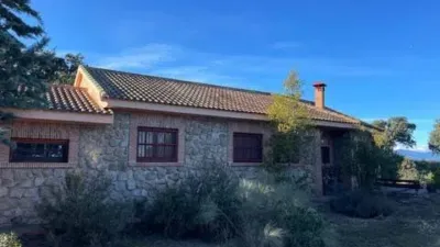 Chalet en calle del Ebro photo 32