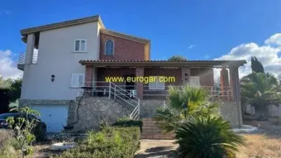 Chalet in Chiva photo 2