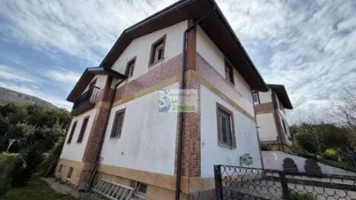 Chalet on Calle Barrio Miono, 1 photo 16