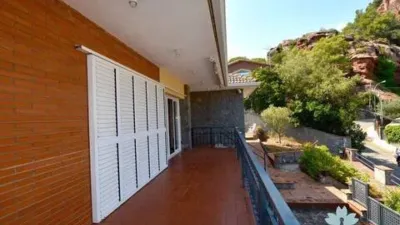 Chalet in Torrelles de Llobregat photo 18