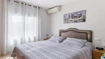 Chalet on Carrer de Sant Maurici photo 9