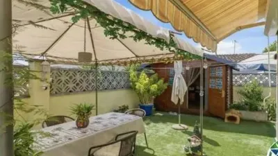 Chalet on Carrer de Sant Maurici photo 3