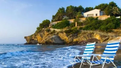 Chalet in La Fustera photo 11