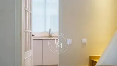 Apartment in Centre photo 13
