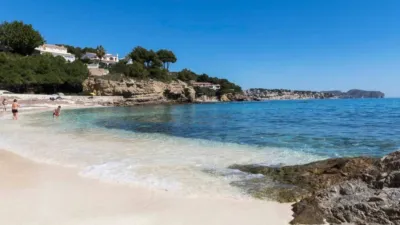 Chalet in La Fustera photo 20