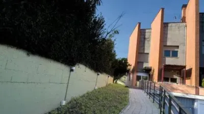 Terraced house on Calle Lugar Barrio Urioste S-N photo 48
