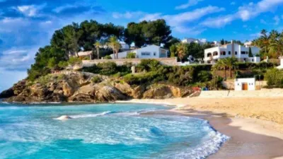 Chalet in La Fustera photo 15