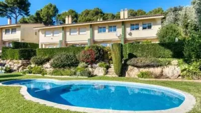 Chalet on Carrer de les Penyes photo 13