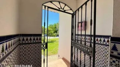 Townhouse in Salón Santa Gadea photo 4