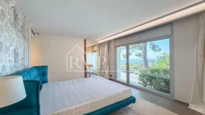 Chalet on Carrer del Remei photo 5
