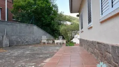 Chalet in Torrelles de Llobregat photo 20