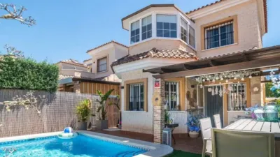 Chalet in Guardamar del Segura photo 2
