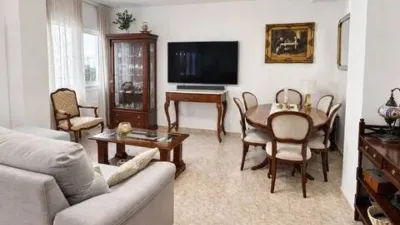 Apartment on Calle Santiago Beyro photo 6