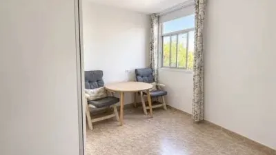 Apartment on Calle Santiago Beyro photo 17
