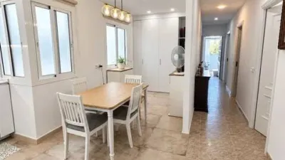 Apartment on Calle Santiago Beyro photo 11